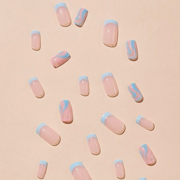 💅Press on Nails 💅 - Picture 3 of 7